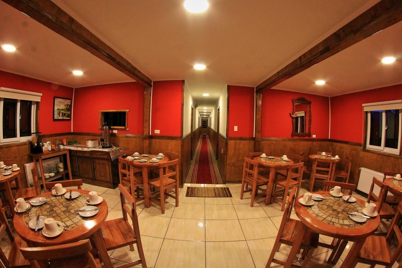 Hostal America En بويرتو ناتالز المظهر الخارجي الصورة