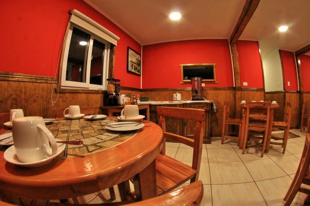 Hostal America En بويرتو ناتالز المظهر الخارجي الصورة